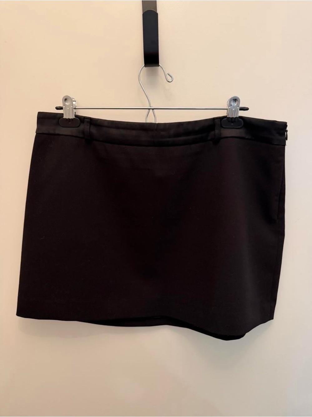 Zara Mini Skirt - Picture 3 of 4
